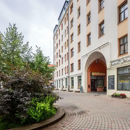 Dzirnavu City Center Apartment Riga