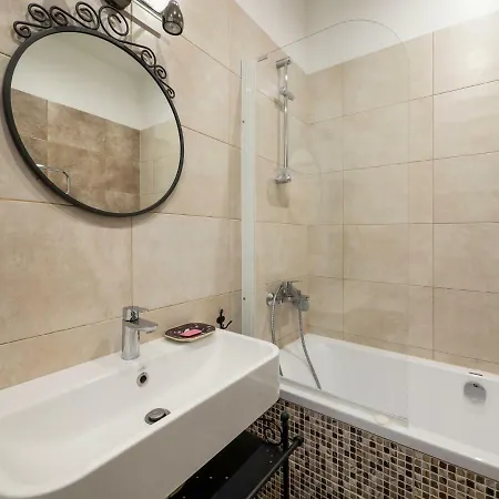 Apartament Dzirnavu City Center *