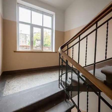 Apartamento Dzirnavu City Center Riga